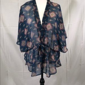 Beautiful sheer Topper